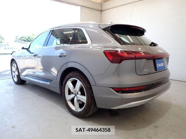 Audi E-TRON 2022-06 379883-2