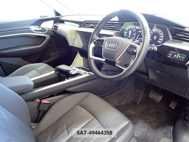 Audi E-TRON 2022-06 379883-1