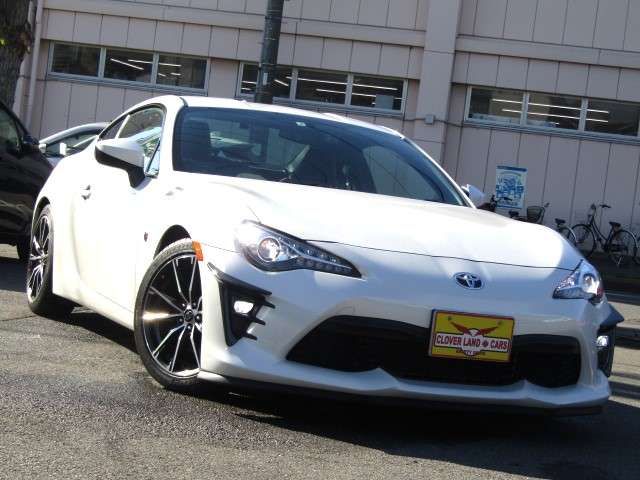 Toyota 86 2017-02 180891-1