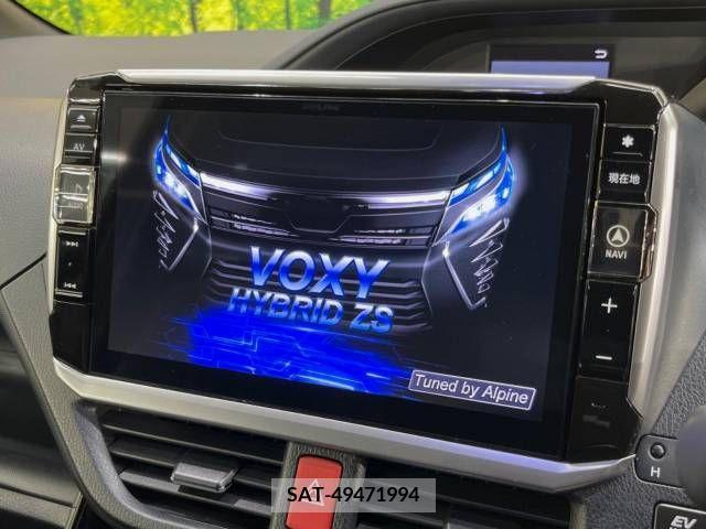 Toyota VOXY HYBRID 2017-10 382300-2