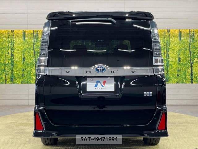 Toyota VOXY HYBRID 2017-10 382300-16