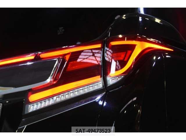 Toyota VELLFIRE 2016-11 334991-11