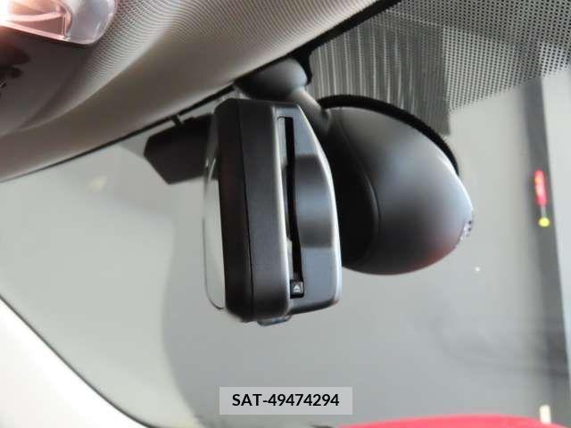 Bmw MINI 2022-12 319609-16