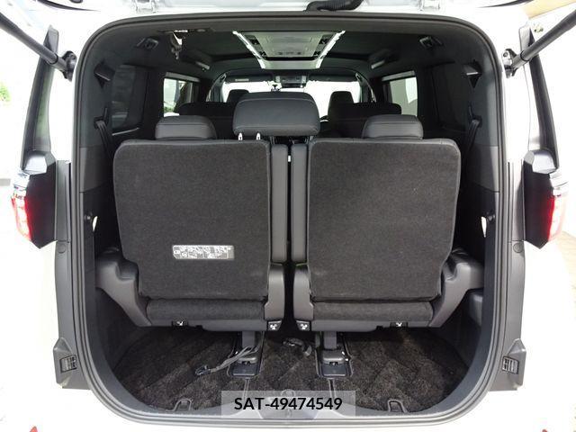 Toyota ALPHARD 2023-10 299688-18