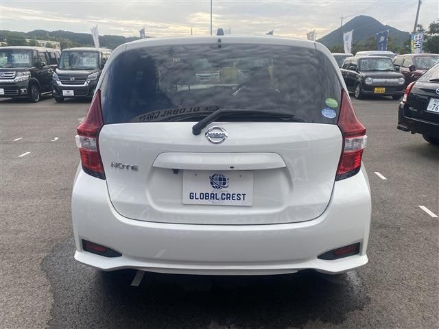 Nissan NOTE 2017-04 10433-12
