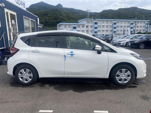Nissan NOTE 2017-04 10433-11