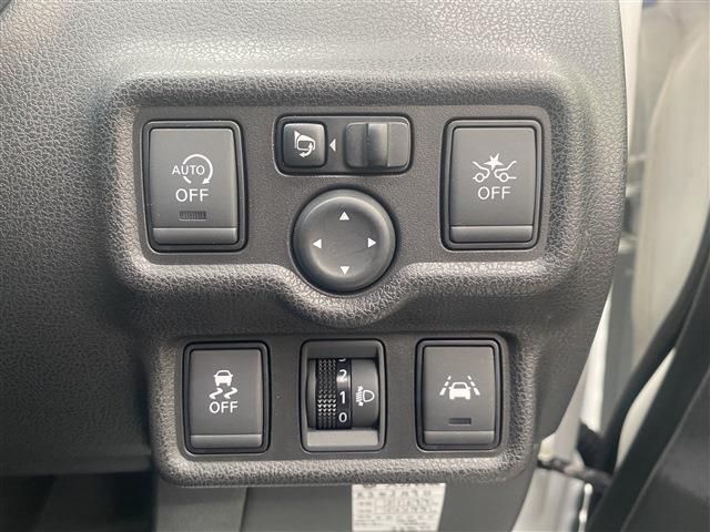 Nissan NOTE 2017-04 10433-20