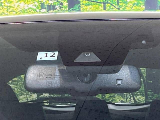 Toyota C-HR 2017-12 18633-2