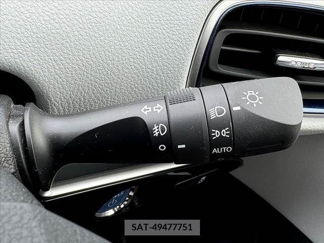 Toyota PRIUS 2019-05 322420-26