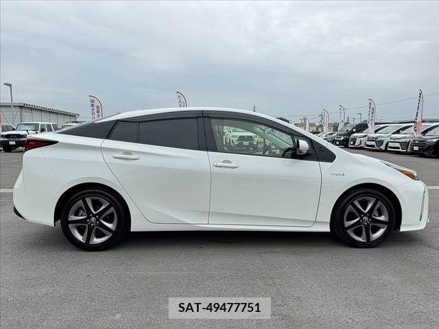 Toyota PRIUS 2019-05 322420-11