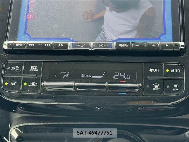 Toyota PRIUS 2019-05 322420-27