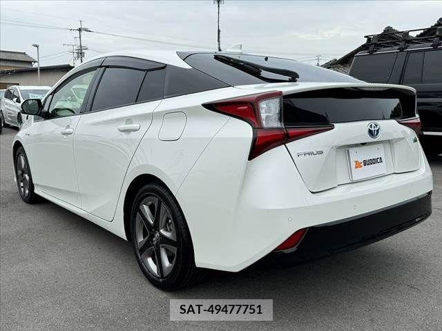 Toyota PRIUS 2019-05 322420-12