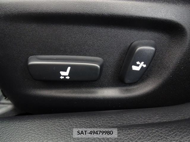 Toyota MARK X 2012-03 276302-19