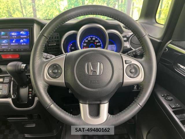 Honda N BOX CUSTOM 2012-04 306734-11