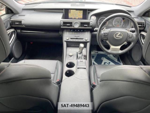Lexus RC 2015-10 354099-1