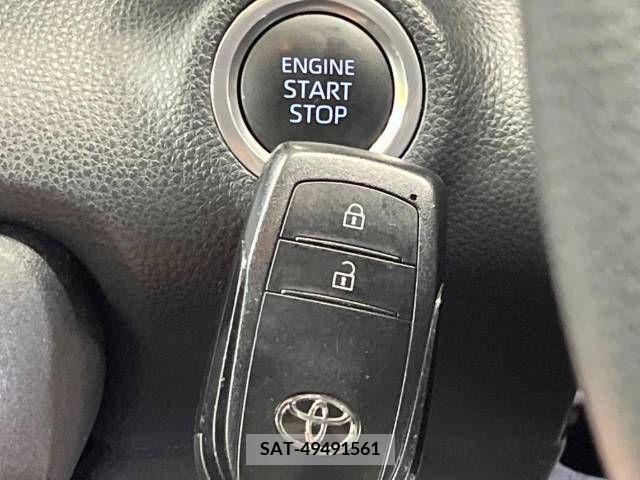 Toyota YARIS 2022-04 290814-6