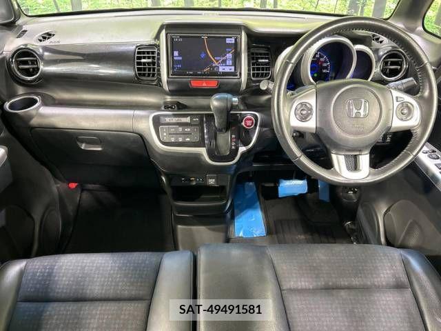 Honda N BOX CUSTOM 2017-03 219722-1
