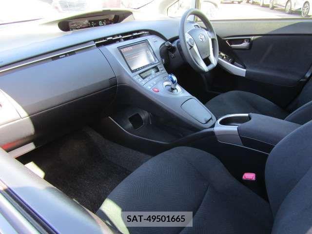 Toyota PRIUS 2013-03 217254-16