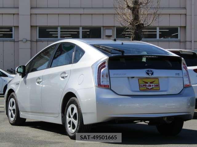 Toyota PRIUS 2013-03 217254-8