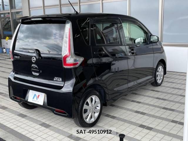 Nissan DAYZ 2017-04 359014-17