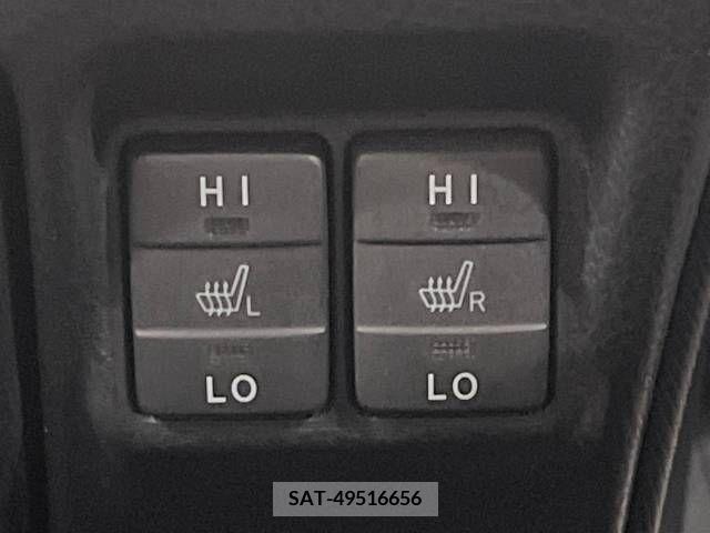 Toyota VOXY HYBRID 2019-11 338844-6