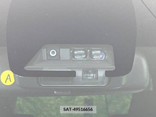 Toyota VOXY HYBRID 2019-11 338844-2