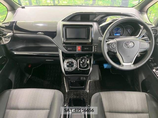 Toyota VOXY HYBRID 2019-11 338844-1