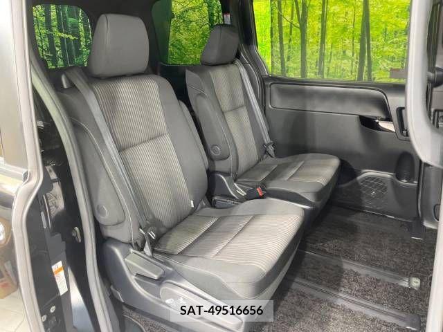 Toyota VOXY HYBRID 2019-11 338844-9