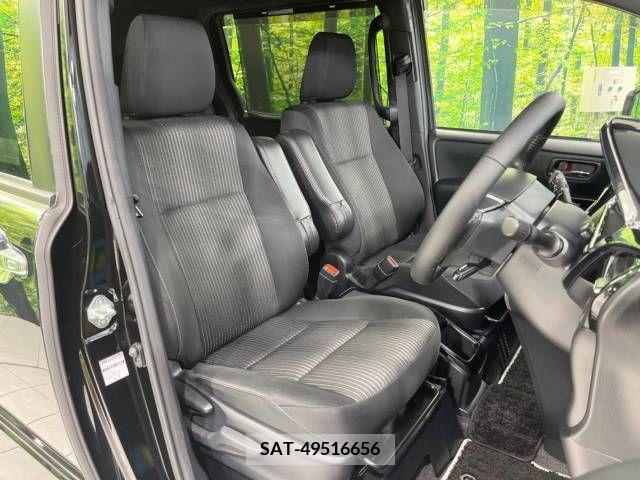 Toyota VOXY HYBRID 2019-11 338844-8