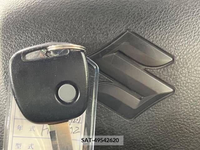 Suzuki ALTO 2019-02 305099-7