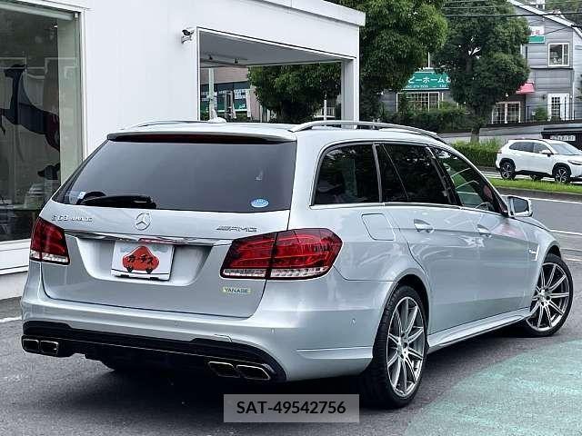 Amg E-CLASS 2013-09 384742-2