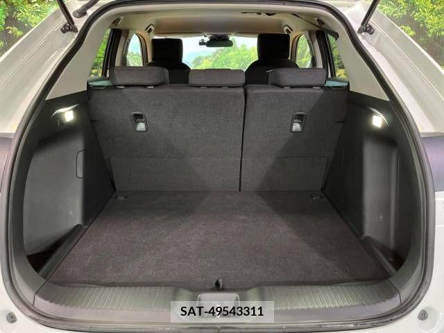 Honda VEZEL 2022-04 335848-11