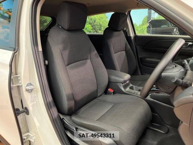 Honda VEZEL 2022-04 335848-9