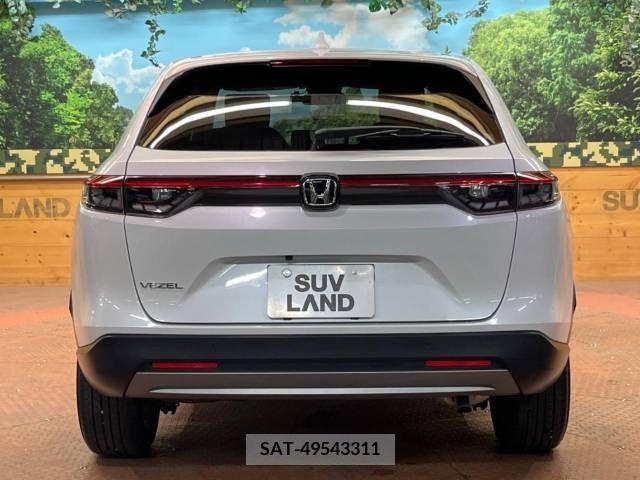 Honda VEZEL 2022-04 335848-15