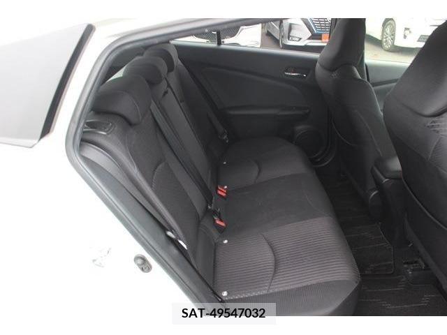 Toyota PRIUS 2018-02 220879-12