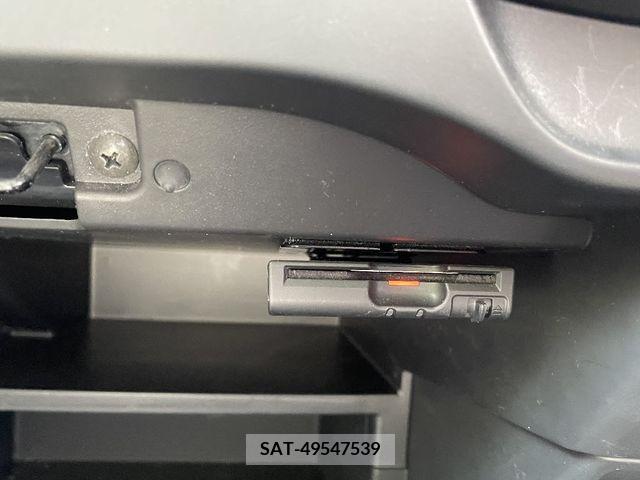 Nissan NOTE 2019-02 280084-17