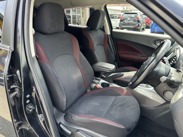 Nissan JUKE 2011-02 185462-14
