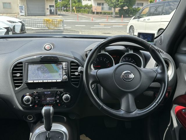 Nissan JUKE 2011-02 185462-13