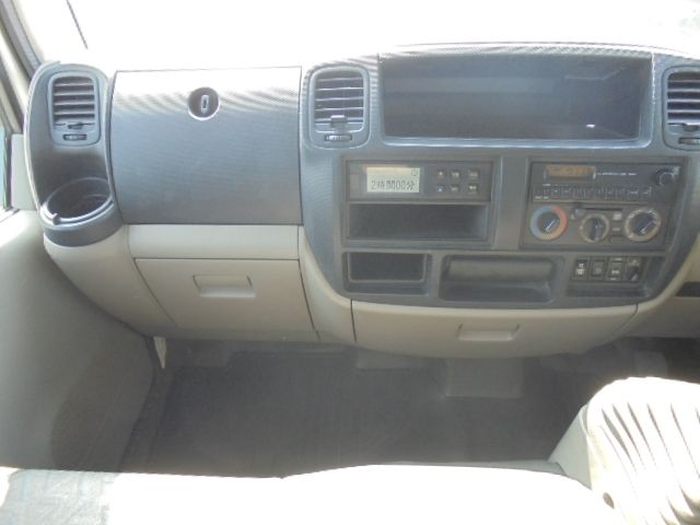 Nissan ATLAS 2010-04 8574-15