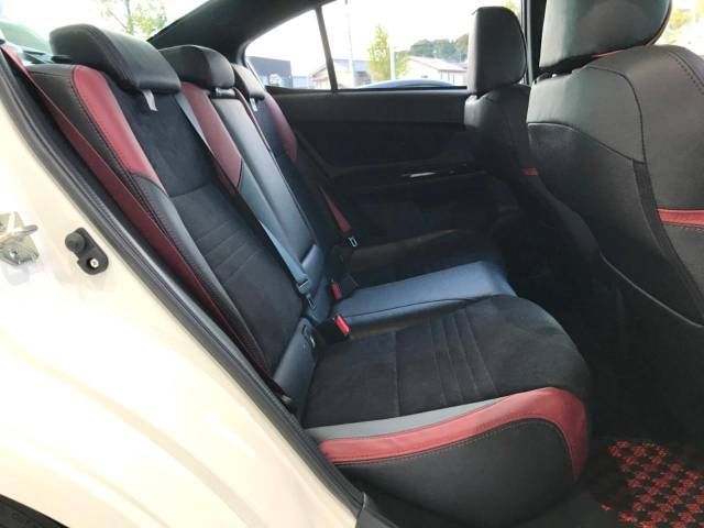 Subaru WRX STI 2019-11 27532-12