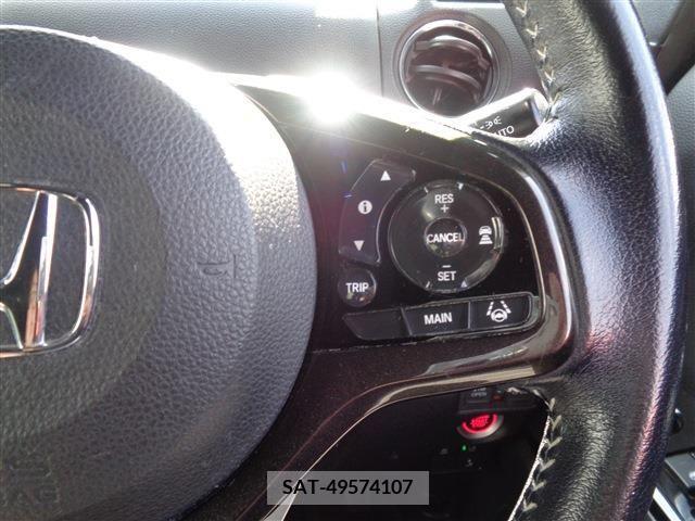 Honda N BOX CUSTOM 2018-03 364983-28