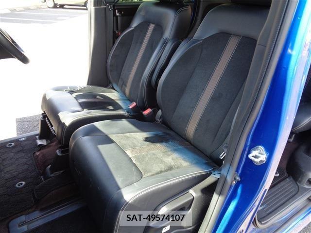 Honda N BOX CUSTOM 2018-03 364983-18