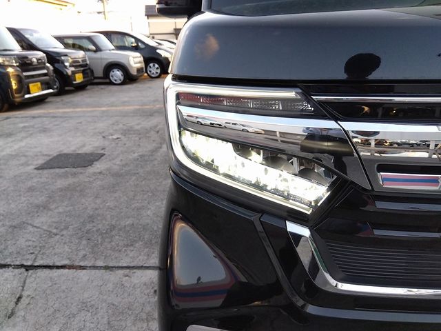 Honda N BOX CUSTOM 2022-03 19219-24