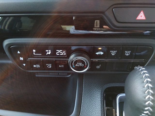 Honda N BOX CUSTOM 2022-03 19219-3