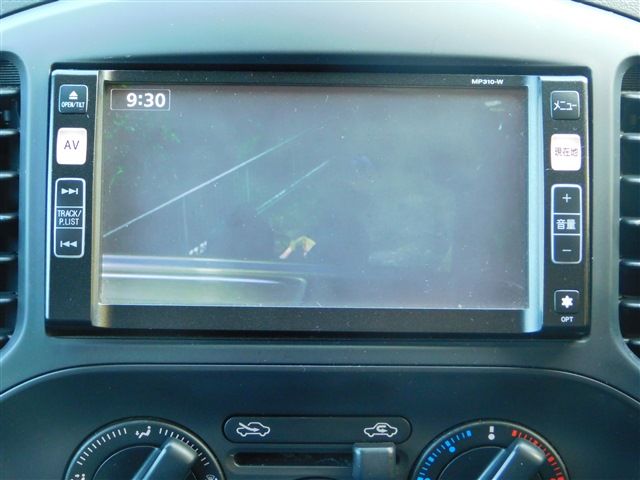 Nissan JUKE 2011-06 11656-17