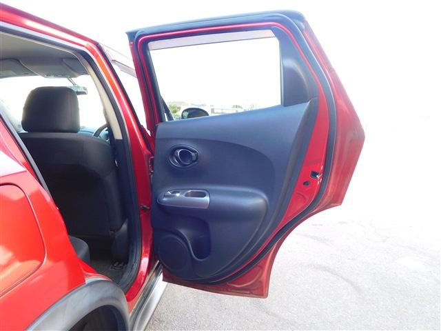 Nissan JUKE 2011-06 11656-24