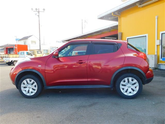 Nissan JUKE 2011-06 11656-6