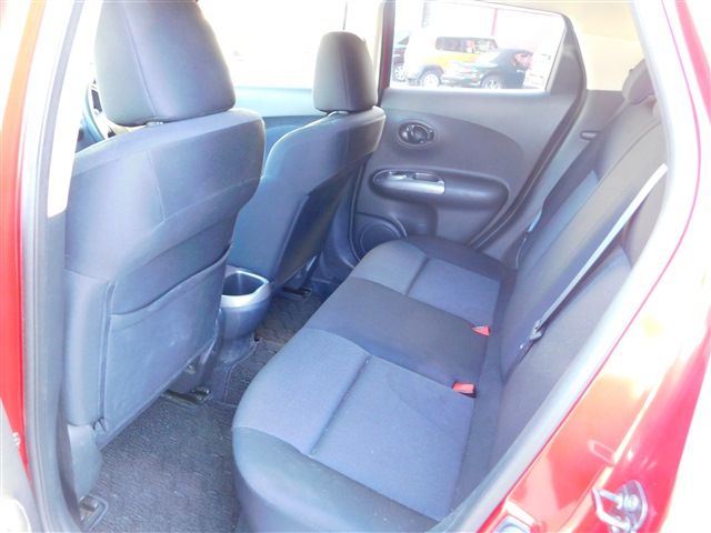 Nissan JUKE 2011-06 11656-28