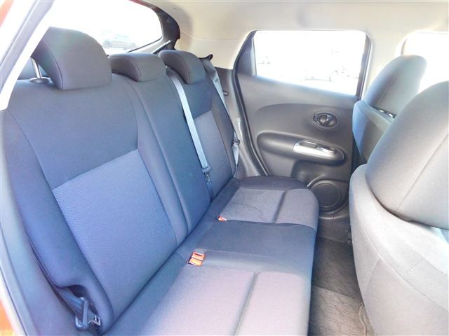Nissan JUKE 2011-06 11656-19