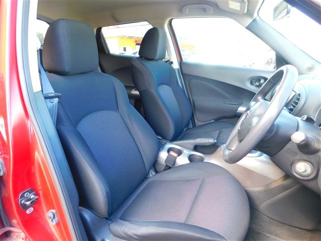 Nissan JUKE 2011-06 11656-18